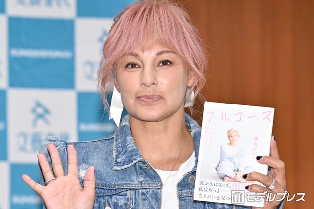 闘病記「フルコース がんと私と家族の日々」売記念記者会見に出席した梅宮アンナ（C）モデルプレス