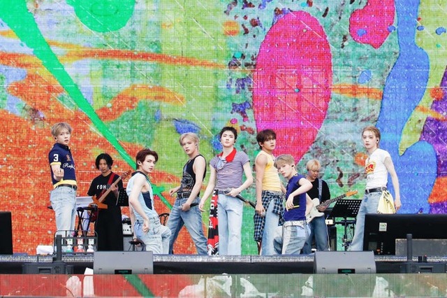 aoen「Weverse Park」（C）2026 Weverse Con Festival