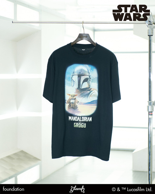 The Mandalorian and Grogu/T-shirt© &  Lucasfilm Ltd.