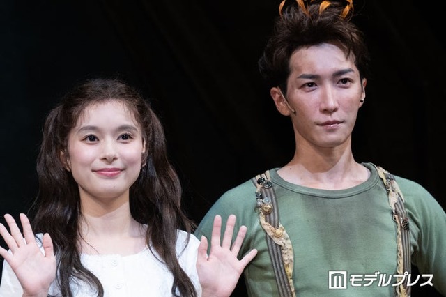「ウェンディ＆ピーターパン」取材会に出席した芳根京子、渡辺翔太（C）モデルプレス