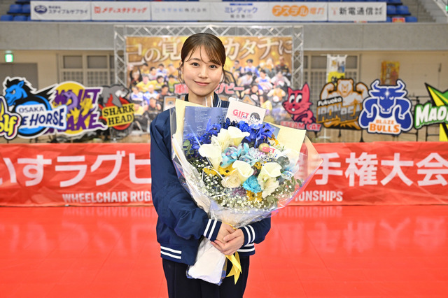 「ＧＩＦＴ」(C)TBS