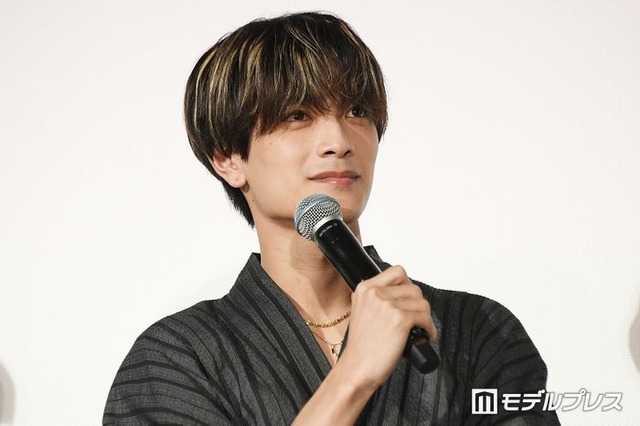 最近ようやく日焼け止め＆日傘デビューを果たした高橋恭平（C）モデルプレス
