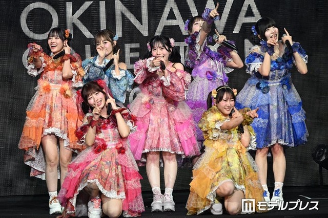 SWEET STEADY（後列左から時計回りに）庄司なぎさ、音井結衣、栗田なつか、塩川莉世、奥田彩友、山内咲奈、白石まゆみ（C）モデルプレス