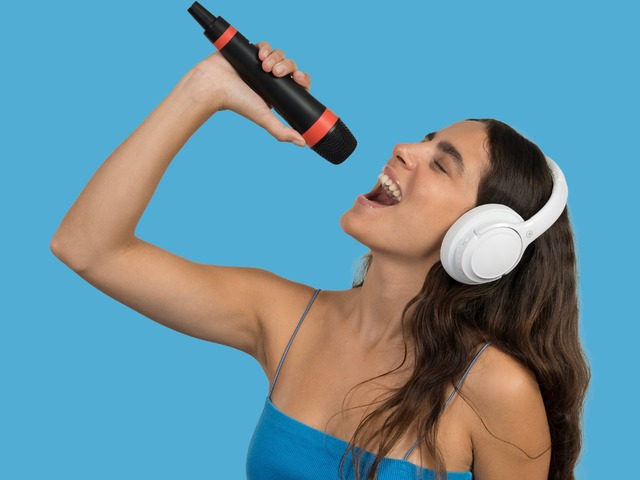 カラオケが「がん」や「病気」の予防につながる⁉「声を出す」ことによる、心と体へのプラスの効果とは【心理カウンセラーが解説】