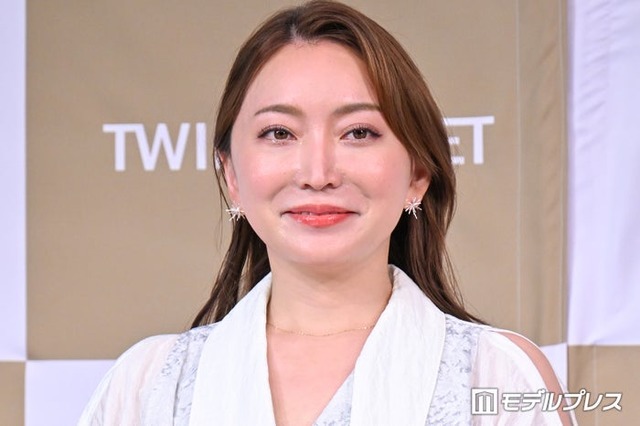 加藤綾菜（C）モデルプレス