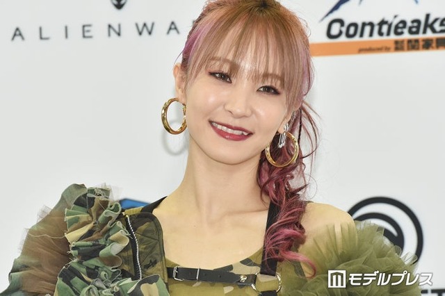LiSA（C）モデルプレス