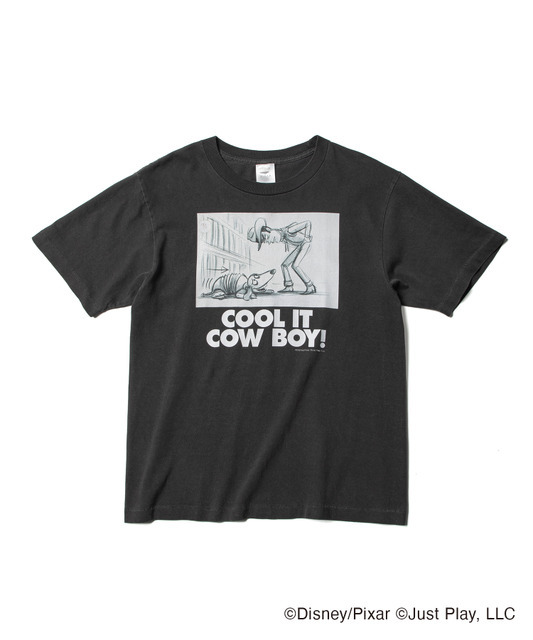 【トイ・ストーリー】ラフスケッチTシャツ：5,720円（税込）※「ウッディとスリンキー」ver.