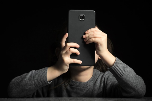 「スマホ＝悪」と決めつけた先に待つ未来とは？「スマホを取り上げる」以上に大人が気をつけることとは