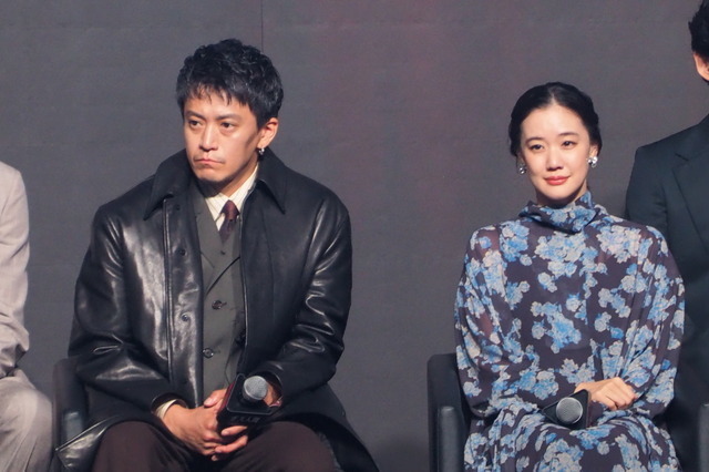 小栗旬＆蒼井優