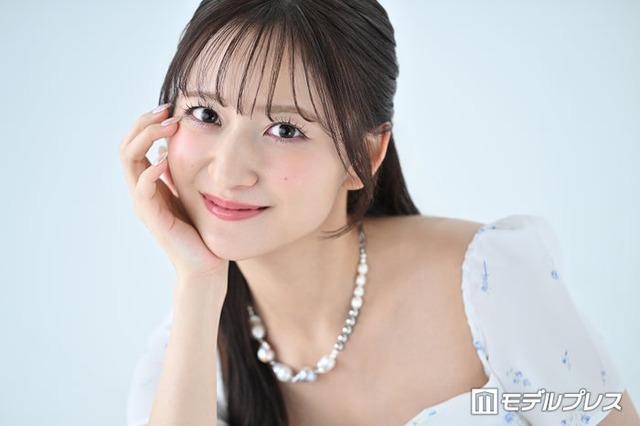 モデルプレスのインタビューに応じた金川紗耶（C）モデルプレス