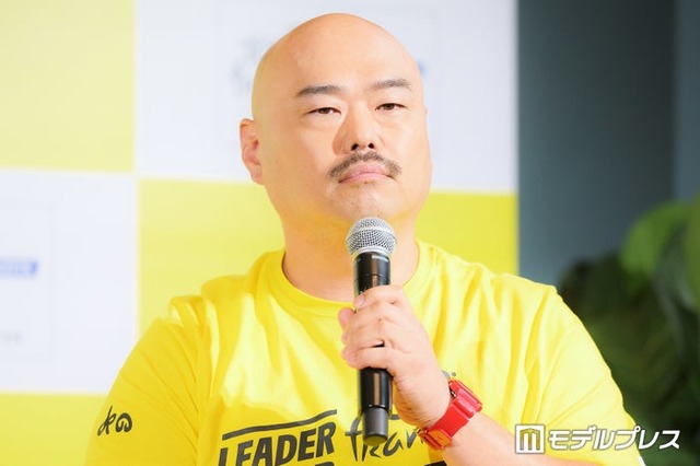 発表会に出席したクロちゃん（C）モデルプレス