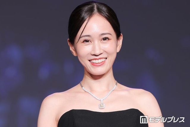 「第37回 日本ジュエリーベストドレッサー賞」30代部門を受賞した前田敦子（C）モデルプレス