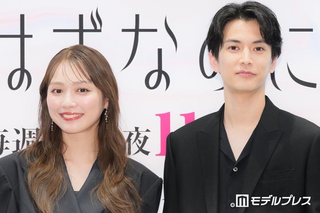 「夫を殺したはずなのに」記者会見に登場した内田理央、渡邊圭祐（C）モデルプレス
