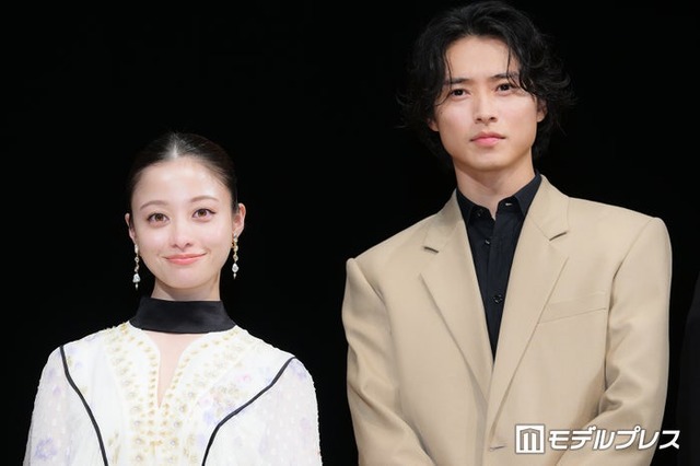 「キングダム」シネマコンサートスペシャルトークセッションに出席した橋本環奈、山崎賢人（C）モデルプレス