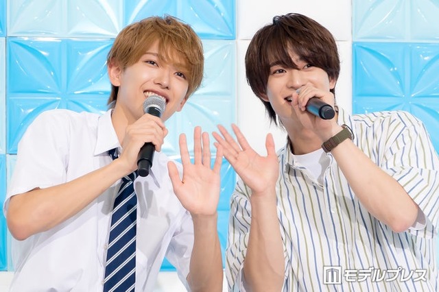 『夏色の雲が恋と嵐をまきおこす』制作発表記者会見に登場した深田竜生、浮所飛貴（C）モデルプレス