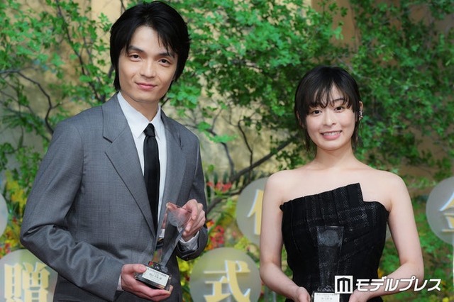 「第52回放送文化基金賞 贈呈式」に出席した岡山天音、森七菜（C）モデルプレス