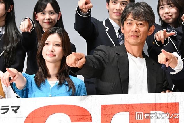 「GTO」制作発表会見に出席した生見愛瑠、反町隆史（C）モデルプレス