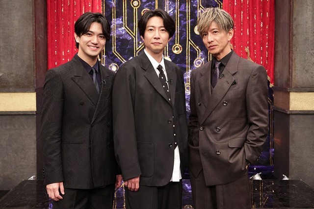 （左から）正門良規、相葉雅紀、木村拓哉（C）フジテレビ