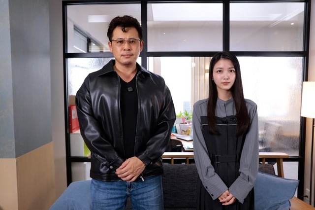 平子祐希、久保史緒里（C）日本テレビ