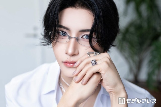 モデルプレスのインタビューに応じたGYUTAE（C）モデルプレス