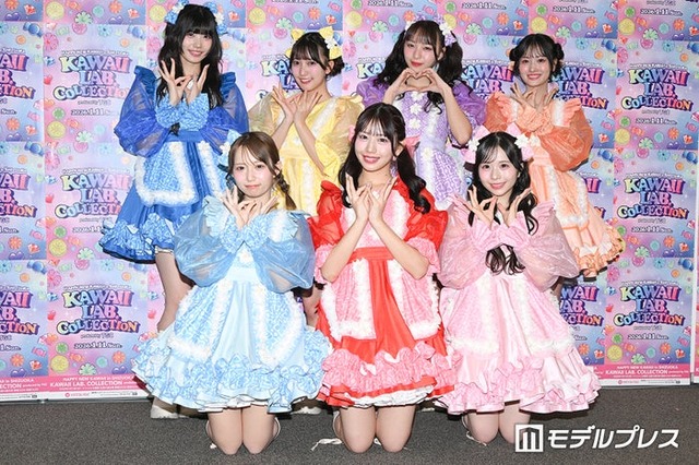 SWEET STEADY （後列左から）奥田彩友、山内咲奈、塩川莉世、庄司なぎさ（前列左から）音井結衣、白石まゆみ、栗田なつか（C）モデルプレス