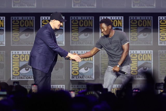 『ブラックパンサー3』(原題)ケヴィン・ファイギ、デヴィッド・ジョンソン　(C)2026 MARVEL.