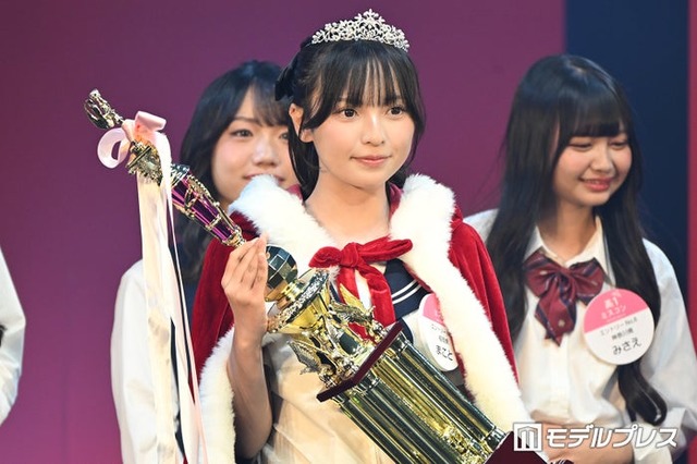 “日本一かわいい高校一年生”まことさん（C）モデルプレス