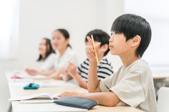 「小学校受験と中学受験は全く別物でした」次男の療育をきっかけに異なる道を選んだ、男の子3人ママの体験談