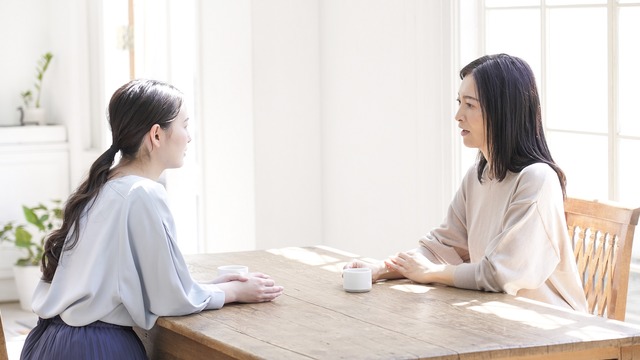 育ちのよい人が何度も口にする「気づかいの言葉」をご存じでしょうか？ 今日からマネできる具体的な言葉とは