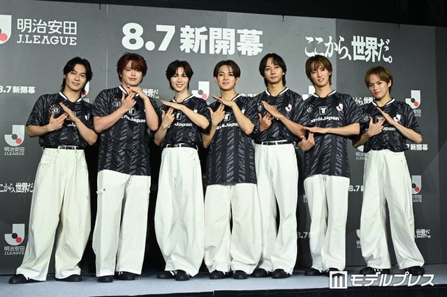 イベントに出席したTravis Japan（左から）松田元太、吉澤閑也、七五三掛龍也、宮近海斗、中村海人、川島如恵留、松倉海斗（C）モデルプレス