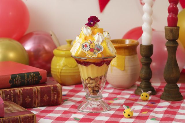100周年お祝いパフェ　　税込1,690円