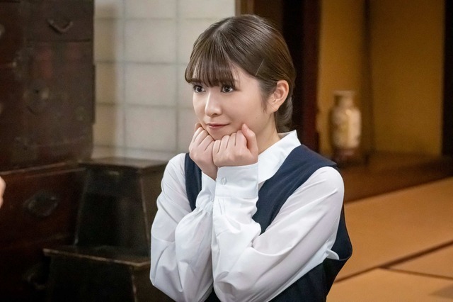 ふゆ子役の小川彩（乃木坂46）　©フジテレビ