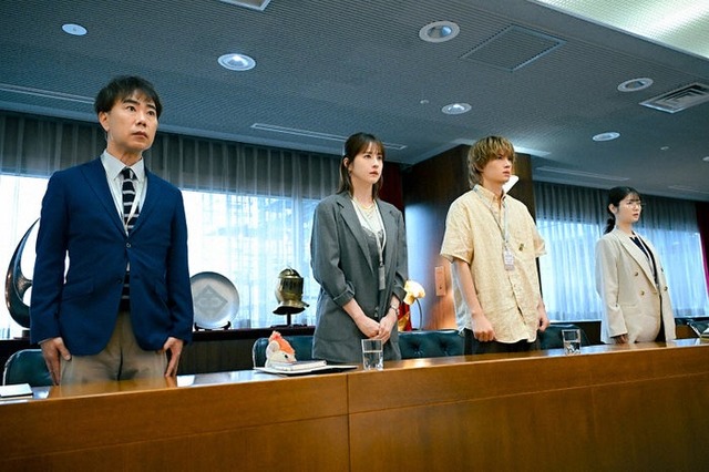 藤井隆、松本若菜、佐野勇斗、小野花梨「君の好きは無敵」第6話（C）TBS