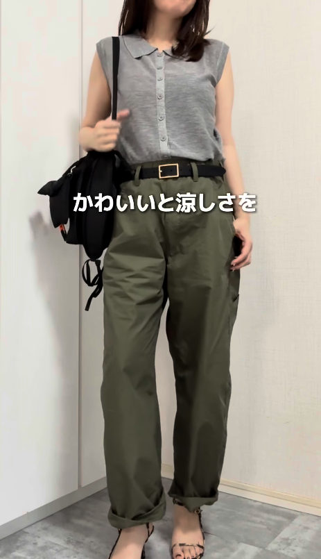 かわいさと涼しさを両立。シアートップスの上品な正解あった！【40代の毎日コーデ】
