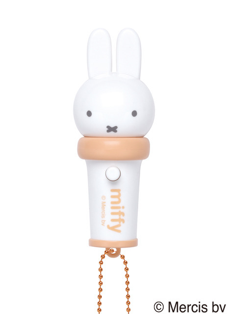 ミッフィー（ノーマル）／Illustrations Dick Bruna © copyright Mercis bv, 1953-2026  www.miffy.com