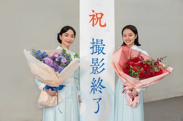 見上愛、上坂樹里（C）NHK