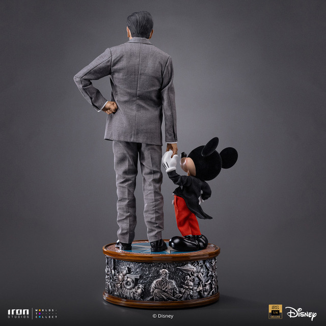 「デラックス・レガシーレプリカ・シリーズ」1/4スケール　ウォルト・ディズニー＆ミッキーマウス／260,000円 (税込)
