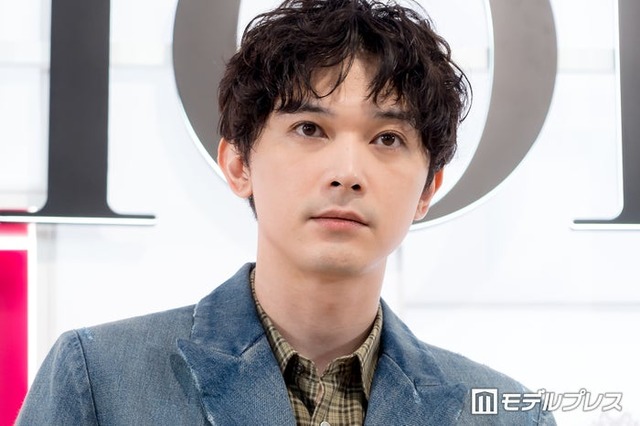 「ミス ディオール オードゥ パルファン」ローンチイベントに出席した吉沢亮（C）モデルプレス
