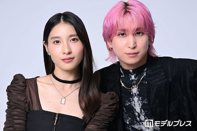 モデルプレスのインタビューに応じた土屋太鳳、佐久間大介（C）モデルプレス
