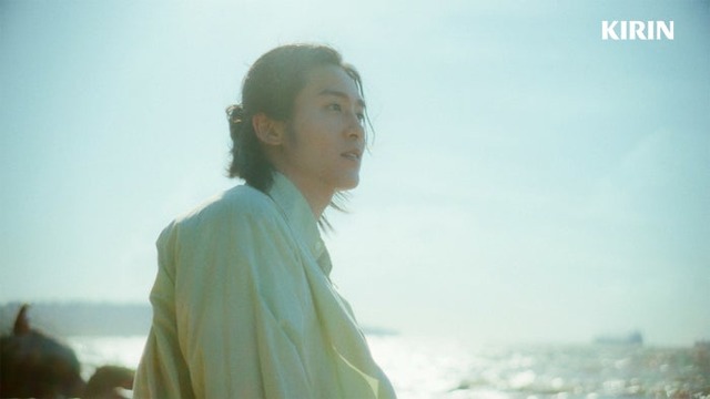 目黒蓮 新CM「午後のフルーツティー」（提供写真）