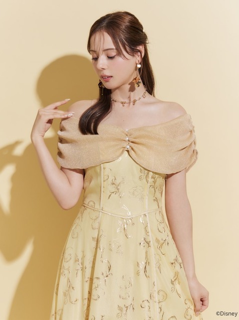 【ディズニーコレクション】美女と野獣/プリントオフショルワンピース／22,000円（税込）