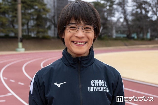 インタビューに応じた堀家一希（C）モデルプレス