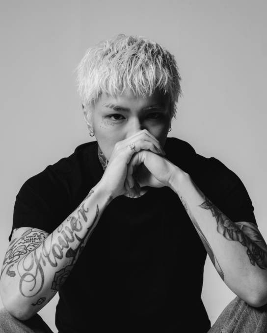 LEX、18歳の頃に制作した未発表曲「So Sad」リリース｜10月にはキャリア初のアリーナ公演が控える