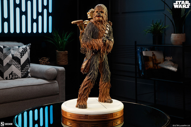 『スター・ウォーズ』 【プレミアム・フォーマット・フィギュア】チューバッカ＆C-3PO／170,000円（税込）