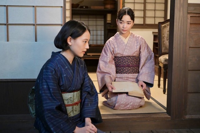 上坂樹里、見上愛「風、薫る」第121話（C）NHK