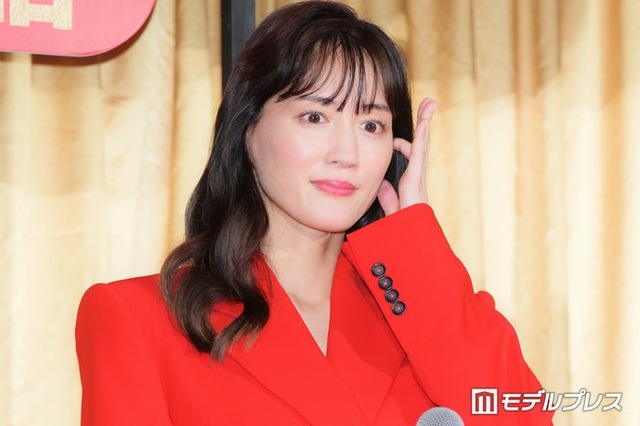 映画「ファーストボイス」完成披露試写会イベントに出席した綾瀬はるか（C）モデルプレス