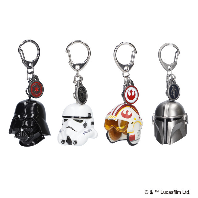 STAR WARS マスクキーホルダー／各2,530円(税込)