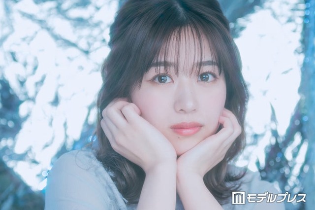 篠崎彩奈（C）モデルプレス