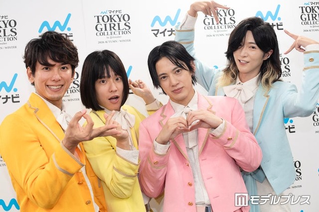 「女子高生に受けそうなポーズで！」というリクエストに応じてくれたモナキ（C）モデルプレス