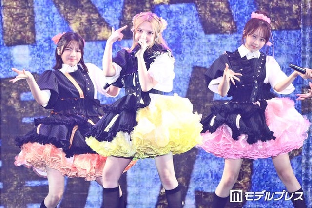 FRUITS ZIPPER（C）モデルプレス